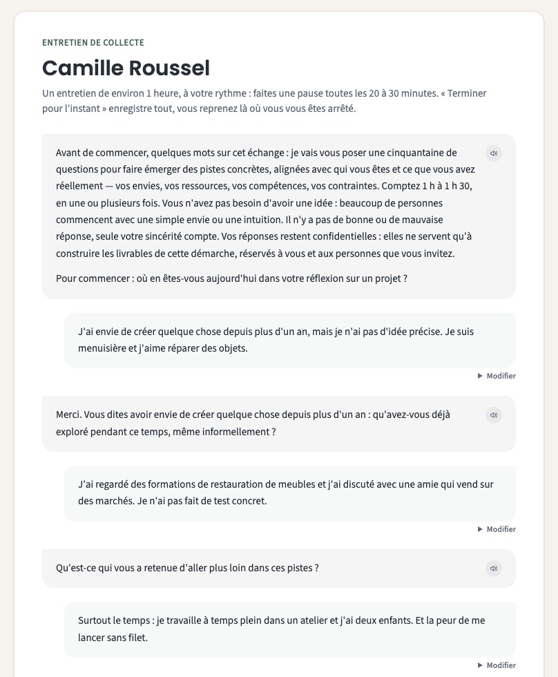 L'entretien de collecte dans l'application Elytria : une conversation guidée, à l'écrit ou à l'oral.